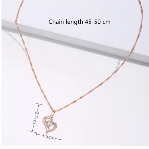 18k Gold Plated Heart & Faux Diamond Necklace in Rose Gold - Picture 5 of 5